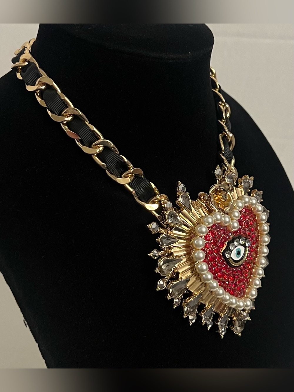 Betsey Johnson Red Crystal Evil Eye Heart Statement Necklace with Pearl Trim - Picture 5 of 16